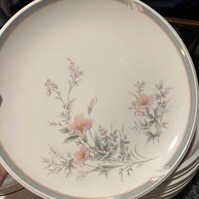 15 Person Place Setting Deerfield by Noritake Keltcraft Misty Isle Collection 9159 Dinnerware