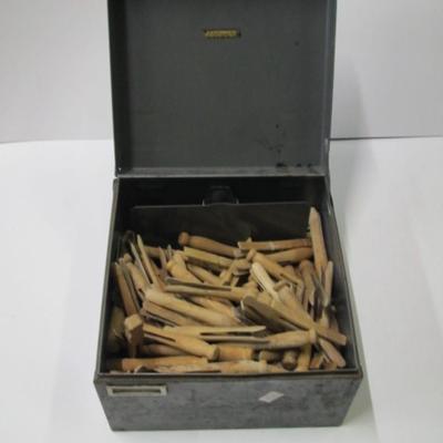 Primitive Wood Clothespins