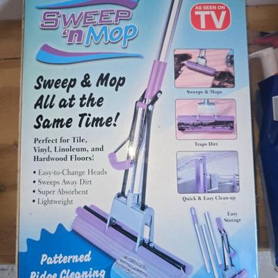 Sweeping mop