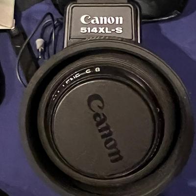 Vintage Canon 514XL-S Canosound Super 8 Movie Film Camera w Case, Microphone, Remote