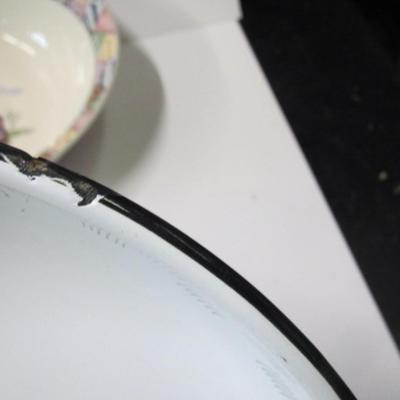 Enamel Glass & Stoneware Home Decor Serving Bowls & Platters