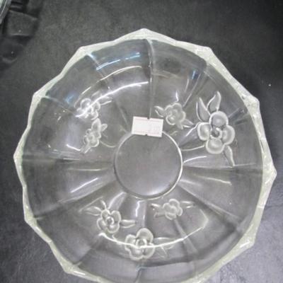Vintage Indiana Glass Pretzel Plate Frosted Apple Blossom Bowl Daisy Point Arcoroc Sea Breeze Swirl Pattern Plates