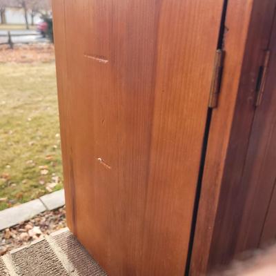 Small cabinet