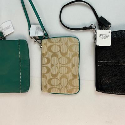 Lot E 238 NWT Coach Wristlets
