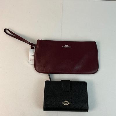 Lot E 239 NWT Coach Wristlet and Coach Wallet