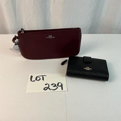 Lot E 239 NWT Coach Wristlet and Coach Wallet