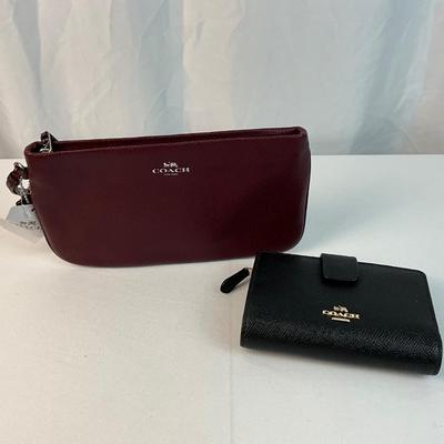 Lot E 239 NWT Coach Wristlet and Coach Wallet