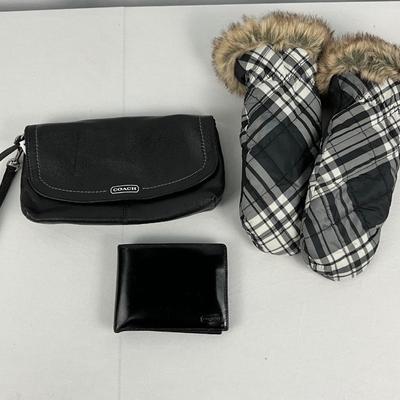 Lot E 240 NWT Coach Leather Clutch, Wallet and Pair of MIttens