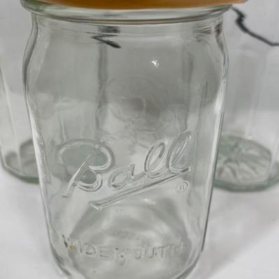 Lot of 3 glass containers with lids for storage