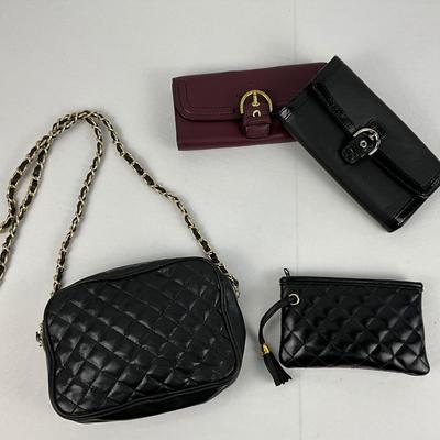 Lot E 241 Pair of Vintage Coach Wallets Quilted Leather Shoulder Bag with Matching Cosmetic Bag
