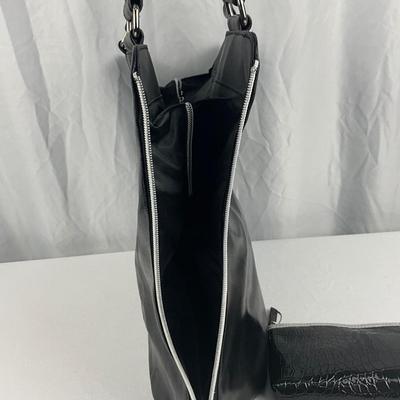 Lot E 242 Black Leather Tote and Cosmetics Bag