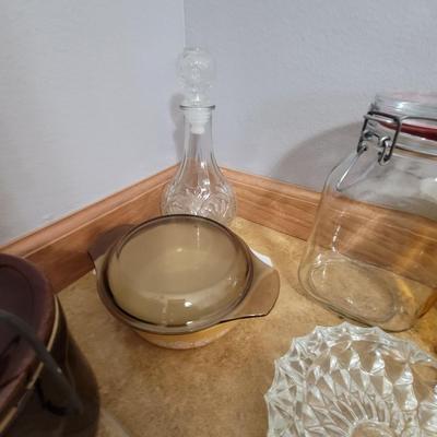 Lot of glass and 1 handcrafted wooden tray