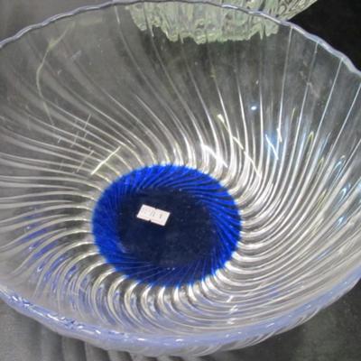 Tear Drop Serving Bowl Glass Fruit Bowl With Blue Fused Glass Bottom Swirl Design Anchor Hocking Baking Dish