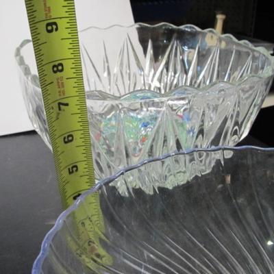 Tear Drop Serving Bowl Glass Fruit Bowl With Blue Fused Glass Bottom Swirl Design Anchor Hocking Baking Dish