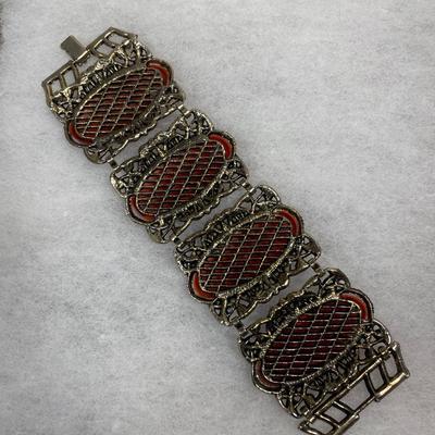Wide thermoset bracelet