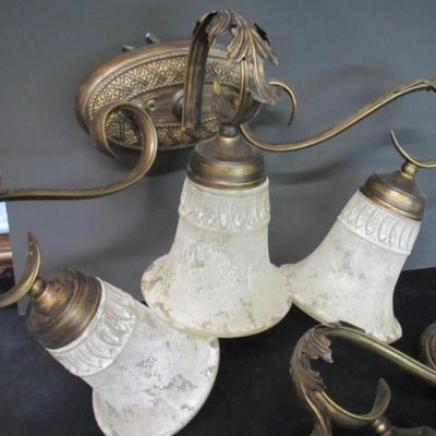 Pair Of Vanity 3 Light Wall Decor