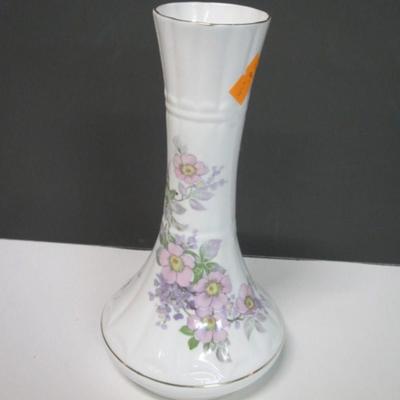 Royal Tara Vase From Galway Ireland Approx 8" Tall