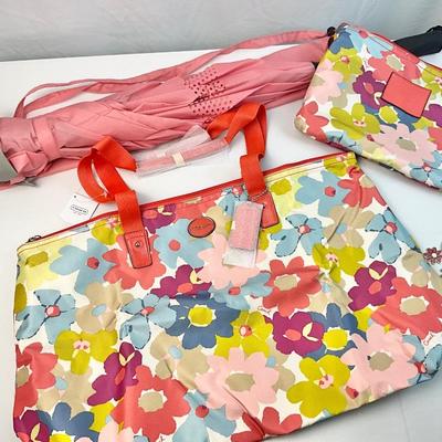 Lot G 269 NWT Coach Floral Weekender Travel Tote Pink Umbrella