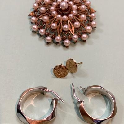 14k Gold Earrings & 10k Antique Brooch Estate Jewelry Lot