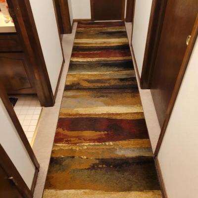 Set of two matching rugs