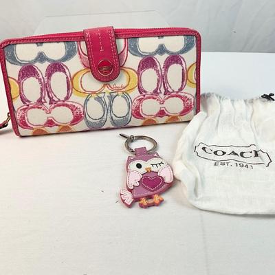 Lot G 274 NWT Coach Signature Wallet Coach Owl Keychain
