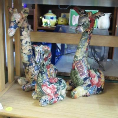 3 Piece Ceramic Giraffe Figurines