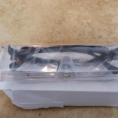 1 new pair self adjusting lens adaptive glasses