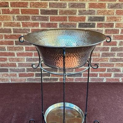 Standing Beverage Chiller/Ice Bucket