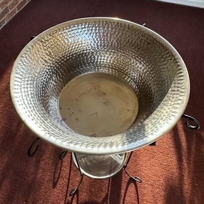 Standing Beverage Chiller/Ice Bucket
