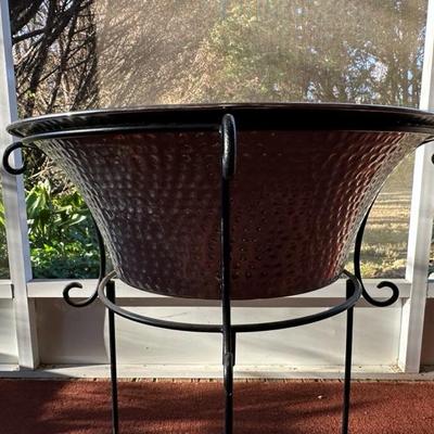 Standing Beverage Chiller/Ice Bucket