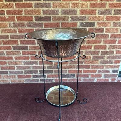 Standing Beverage Chiller/Ice Bucket