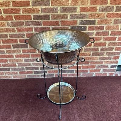 Standing Beverage Chiller/Ice Bucket
