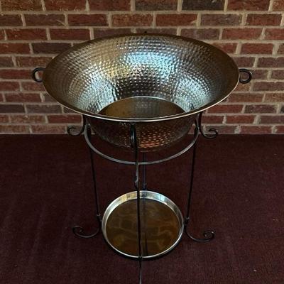 Standing Beverage Chiller/Ice Bucket