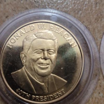 Donald trump and Ronald Reagan commerative coins
