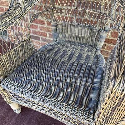 Outdoor Patio Chair and Side Table