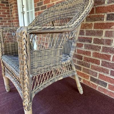 Outdoor Patio Chair and Side Table