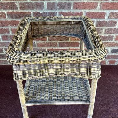 Outdoor Patio Chair and Side Table