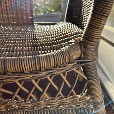 Outdoor Patio Chair and Side Table