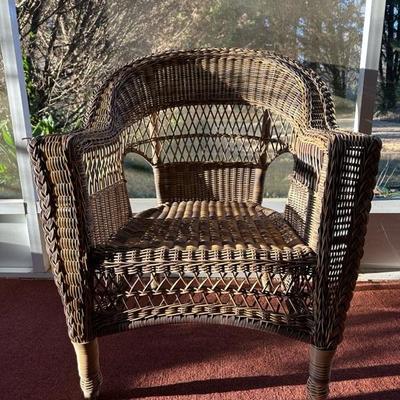 Outdoor Patio Chair and Side Table