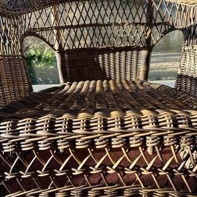 Outdoor Patio Chair and Side Table