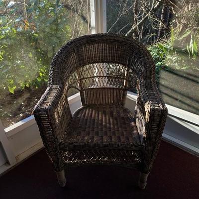 Outdoor Patio Chair and Side Table