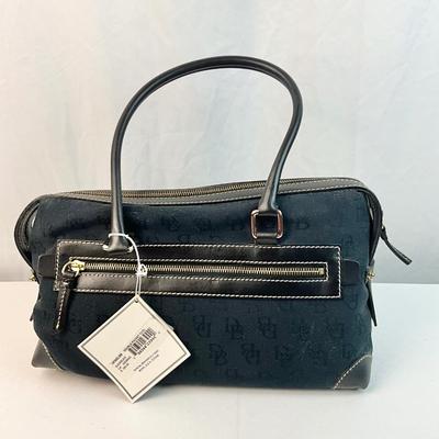 Lot F 278 NWT Dooney & Bourke Canvas and Leather Handbag