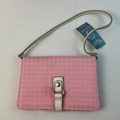 Lot F 282 NWT Dooney & Bourke Handbag and Nine West Clutch