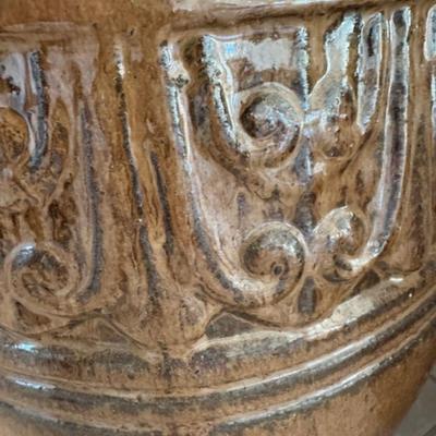 2 Brown Pots