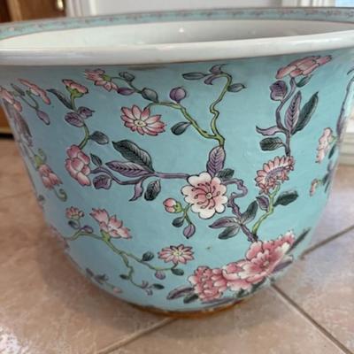 2 Floral Pots