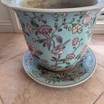 2 Floral Pots