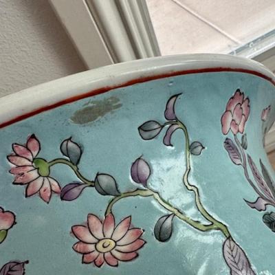 2 Floral Pots