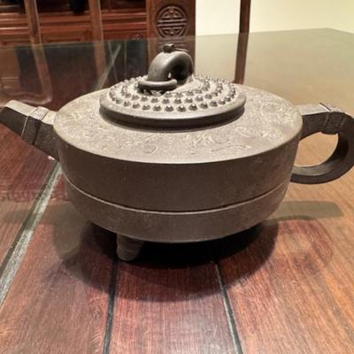 Teapots and Cups