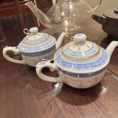 Teapots and Cups