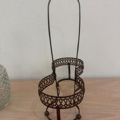 2 Decanters with holder
